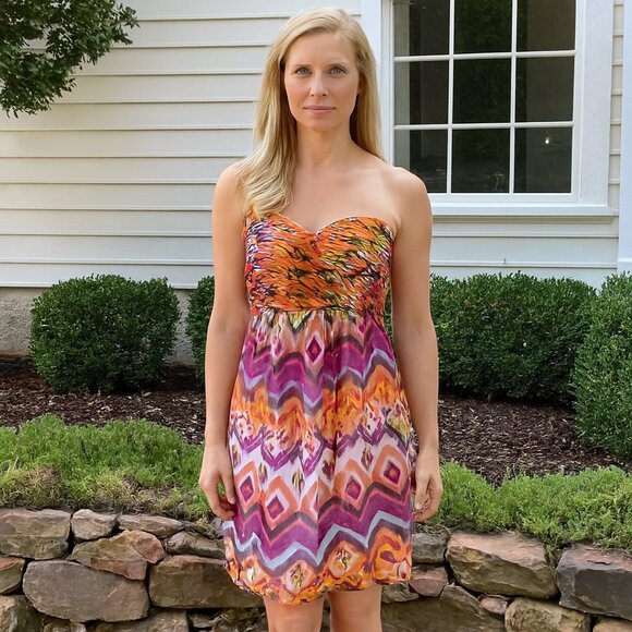 Gianni Bini Strapless Aztec Mini Dress Size Medium | Empire Waist EUC - Picture 1 of 9